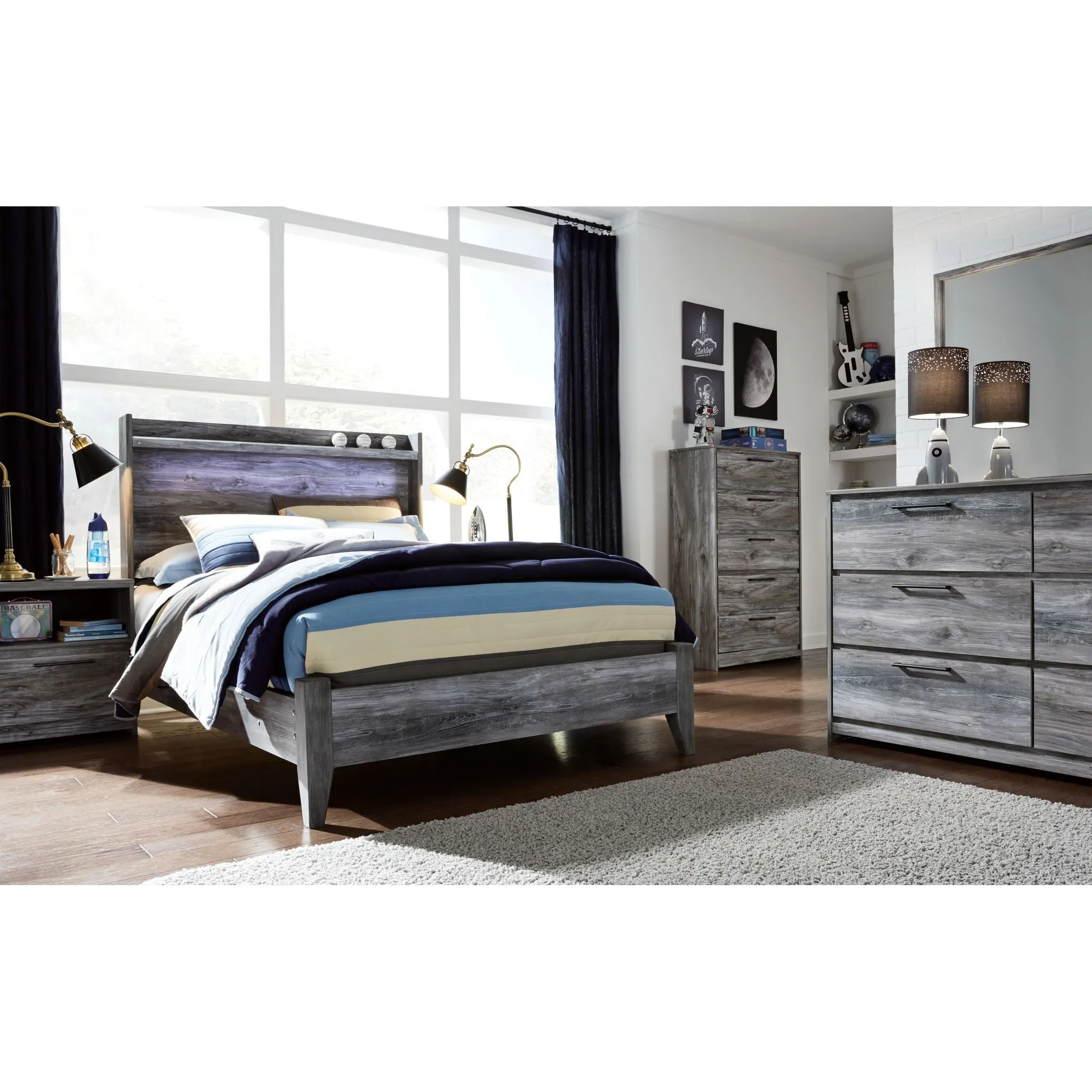 Baystorm Full Panel Bed - Gray