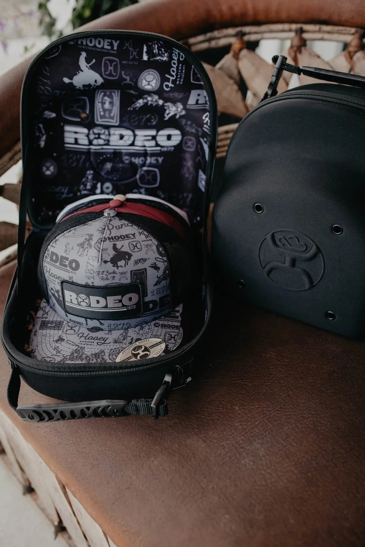 Black Hooey Hat Carrier (2 Sizes)