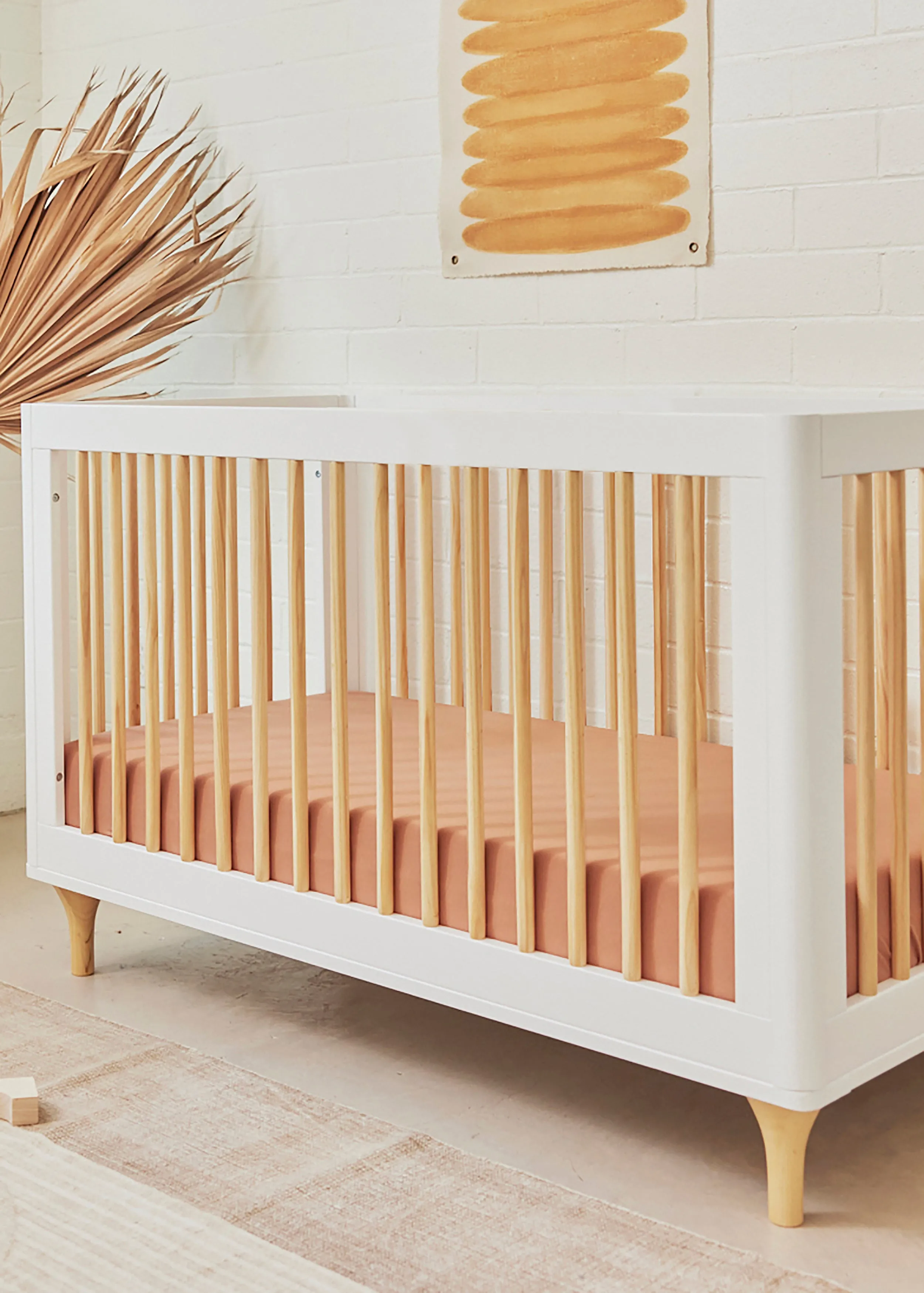 LOLLY 3-IN-1 CONVERTIBLE CRIB - WHITE/NATURAL