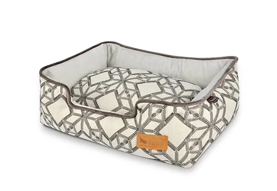 [Pre-order]Lounge Dog Bed: Solstice Snowy Day